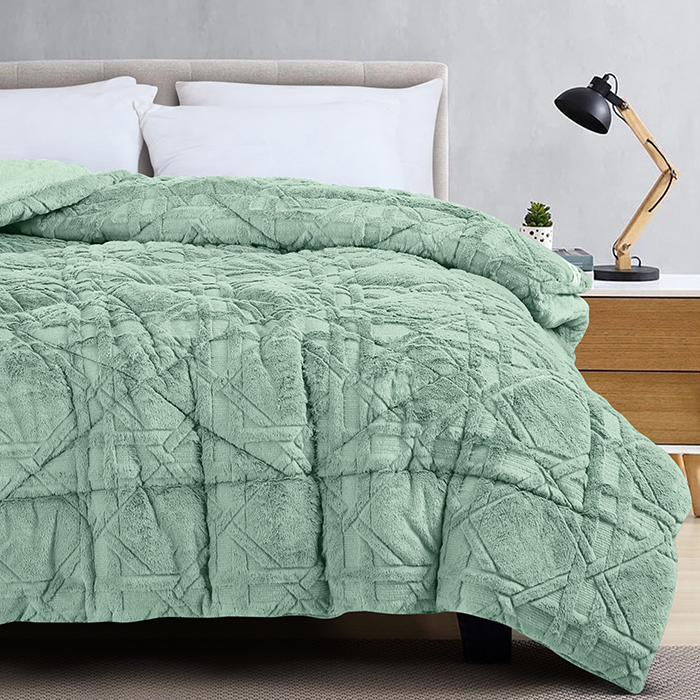 Breeze Winter Comforter